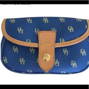 Dooney & Bourke Wristlet